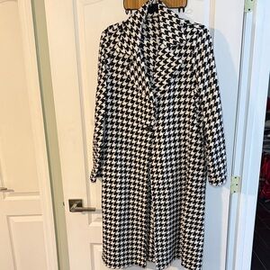 Black and White Houndstooth Coat with matching skirt